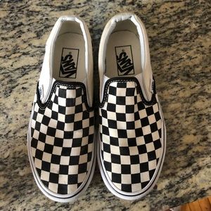 checkerboard slip-on vans 6.5